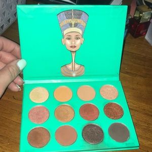 Juvia’s Place The Nubian Palette